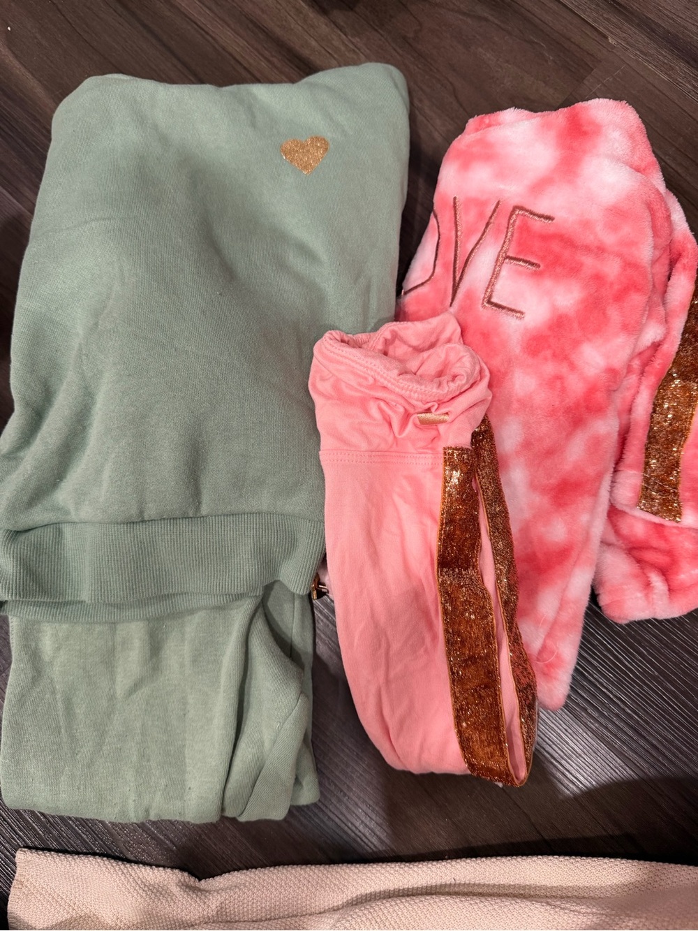 Girls Bundle - 2T - Picture 6 of 6